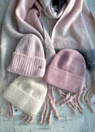 Объемный шарф с бахромой пудровка розовый