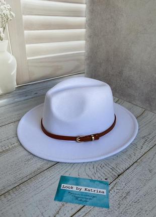 Белая элегантная шляпка федора2 фото