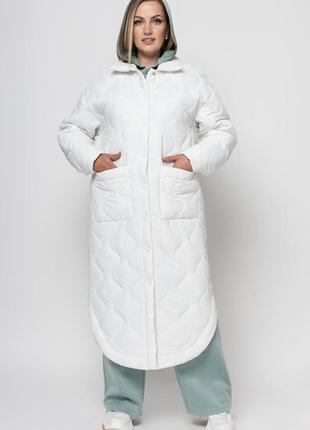 Длинное белое пальто на кнопках с утеплителем еврозима, больших размеров от 50 до 58