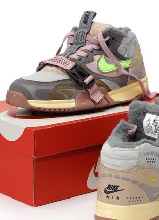 Чоловічі зимові кросівки nike air trainer 1 sp  grey  (найк тренер високі світло-сірі кросівки на хутрі)3 фото