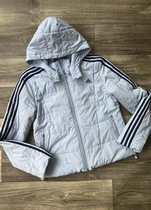 Легкая демисезонная оригинальная куртка adidas