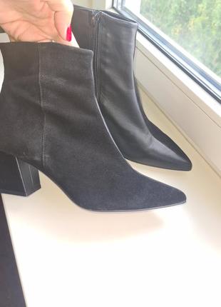 Черевики. ботинки