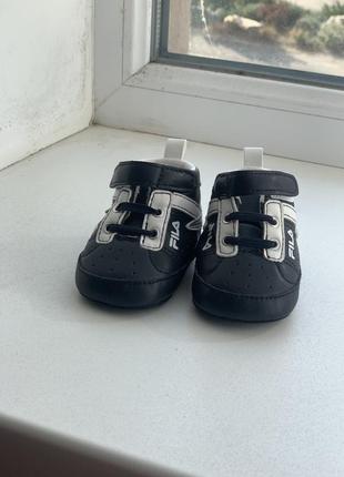Кроссовки для младенца! наименьший размер. оригинал!1 фото