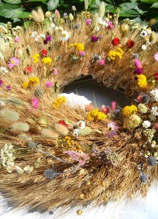 Большой интерьерный венок из лозы пшеницы и сухих цветов1 фото