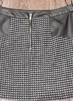 Брендовая  юбка теплая  с экокожей   вискоза  р.10 от dorothy perkins.2 фото