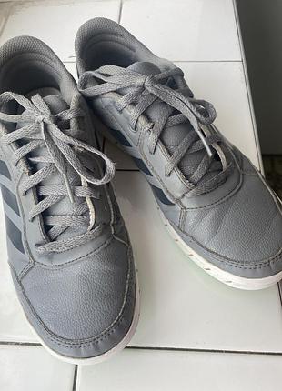 Кросівки adidas