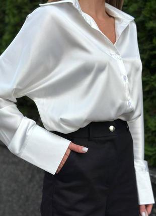 Женская шикарная белая рубашка оверсайз сатин стильная на работу в офис на обучение рубашка после платья наложка 46 44 48 s m l6 фото
