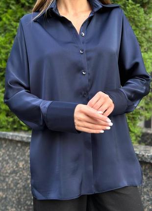 Женская шикарная стильная белая беж синяя рубашка оверсайз сатин стильная на работу в офис на обучение рубашка после платья наложка 46 44 48 s m l9 фото