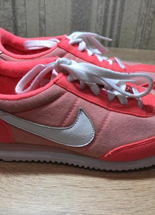 Кроссовки nike