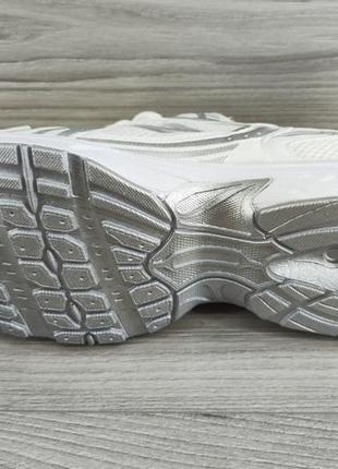 Мужские спортивные кроссовки 40 размер ( 25,3 см ) белые модные легкие кроссовки сетка дышащие текстиль3 фото