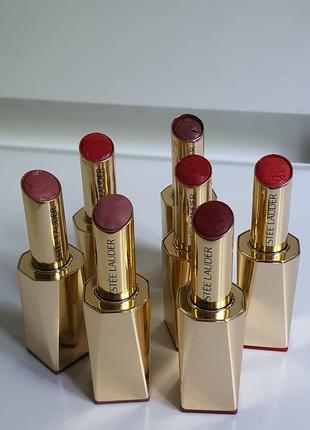 Кремова зволожуюча помада estée lauder pure color desire