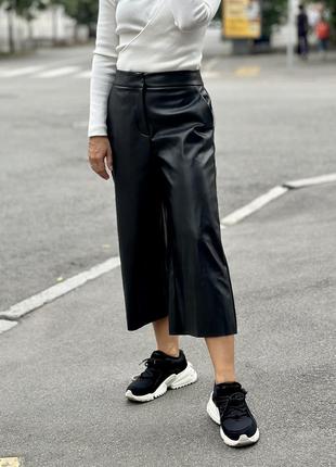 Брюки кожаные dkny s m l оригинал