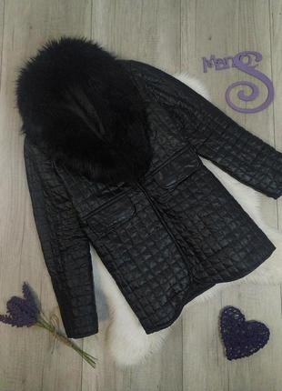 Женская чёрная стеганная куртка с меховым воротником fushi размер m3 фото