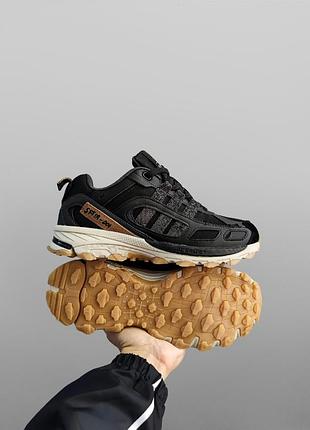 Стильні ядові кросівки adidas s.f.t.m. gore-tex