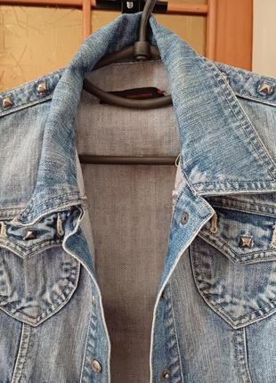 Джинсовка, джинсова куртка dsquared2 фото