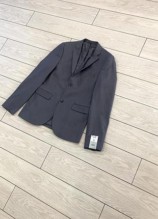 Новий чоловічий сірий піджак блейзер жакет від бренду topman (м)
