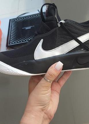 Кросівки nike