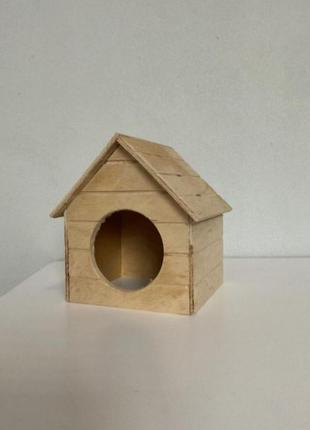 Деревянный дом для грызунов