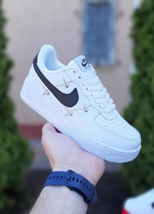 Nike air force 1 lx білі з чорним кросівки жіночі шкіряні топ якість найк форс кеди осінні