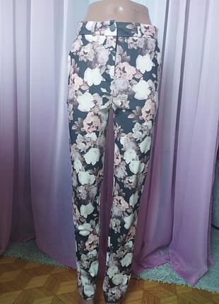Брюки в цветочный принт с карманами матереал тонкий дайвинг