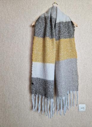 Красивый, теплый шарф с кисточками в стиле acne studios, 30% шерсти2 фото