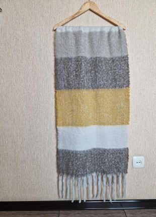 Красивый, теплый шарф с кисточками в стиле acne studios, 30% шерсти4 фото
