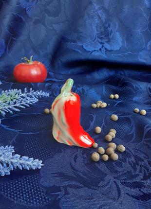 Острый перчик🌶 солонка спецовочница полонное фарфор винтаж ссср советский перец статуэтка для сыпучих приправ соли перца