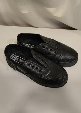 Женские ботинки