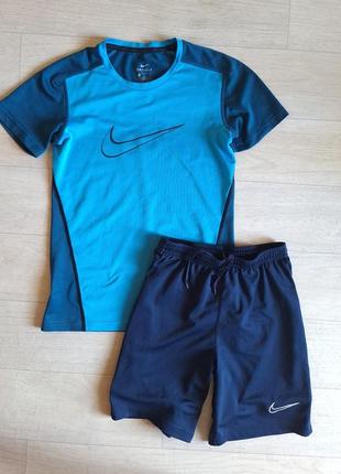 Спортивний комплект, костюм nike вказаний зріст 147-158