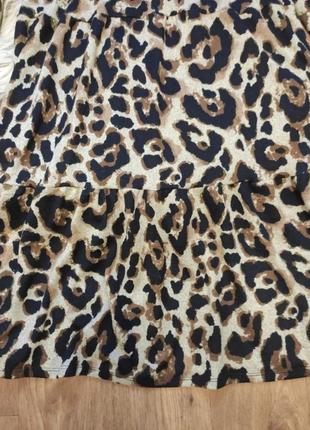 Платье с капишоном в леопардовый принт8 фото