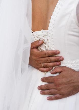 Весільна сукня