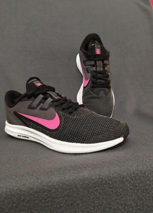 Кроссовки womens nike air black velvet pants