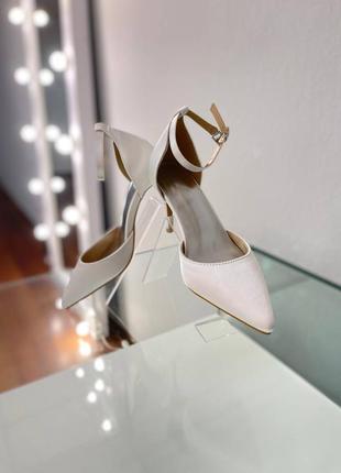 Атласні весільні туфлі для нареченої 8 см