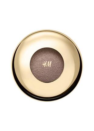 Шелковистые пудровые тени для век тон demitasse от h&m