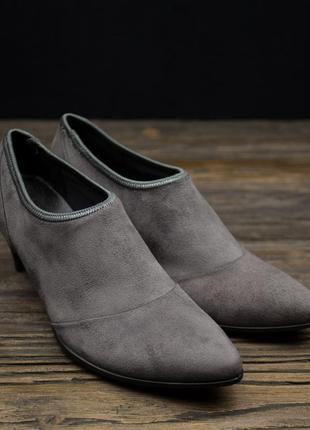 Жіночі ботильйони ecco shape 45 sleek slip on оригінал