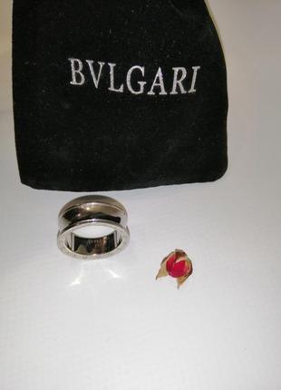 Кольцо bvlgari c серебристым напылением4 фото