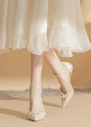 Свадебные туфли с жемчугом 9,52 фото