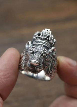 Чоловіча каблучка лев у короні, каблучка у вигляді лева в британській короні, розмір регульований3 фото