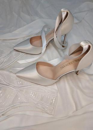 Свадебные туфли для невесты с лентой 6 см7 фото