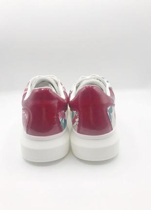 Оригинальные женские кроссовки guess6 фото