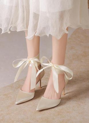 Весільні туфлі для нареченої зі стрічкою 6,5 см + додатково рімінець перли2 фото