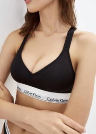 Топ от calvin klein