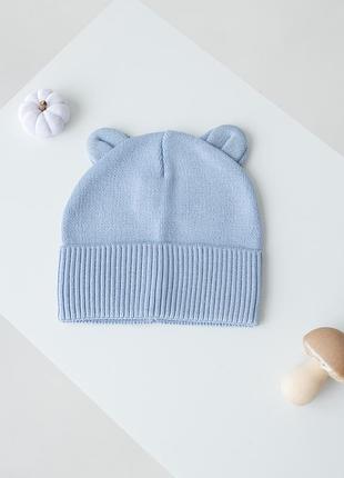 Шапочка голубая из хлопковой мягкой пряжи для мальчиков