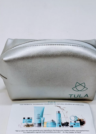 Красивая объемная серебристая косметичка люкс бренда tula (есть царапина, новая)1 фото