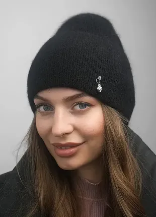 Жіноча молодіжна тепла в'язана чорна шапка2 фото