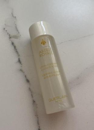 Зміцнювальний лосьйон з маточним молочком guerlain abeille royale fortifying lotion