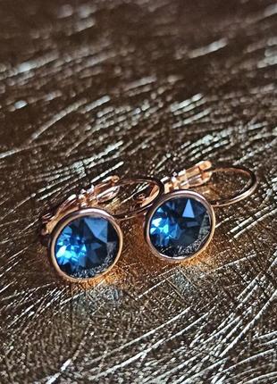 Мінімалістичні сережки медичне золото з кристалами сваровські swarovski