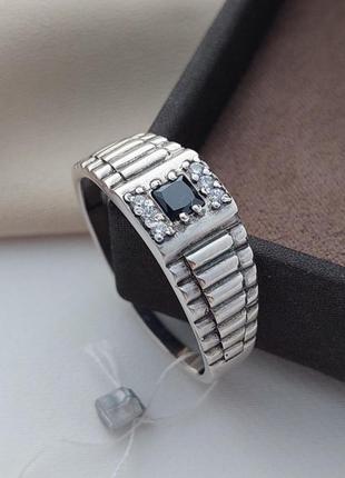 Перстень серебряный мужской с черным ониксом и белыми фианитами6 фото