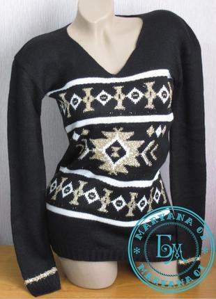 Оригинальный свитер с орнаментом размер - s