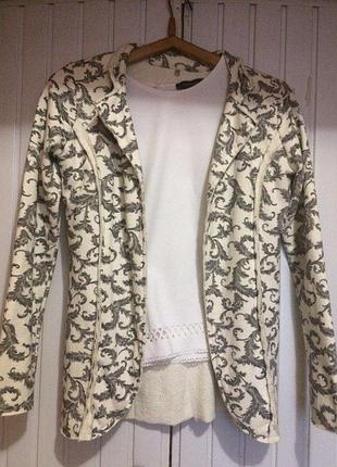 Молодежный пиджак, кардиган, кофта без пуговиц